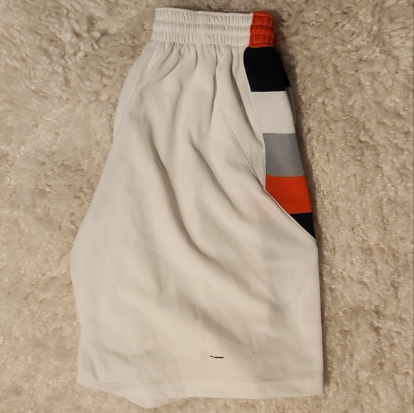 Vintage 2000's Nike Syracuse Basketball Shorts - Picture 3 of 4